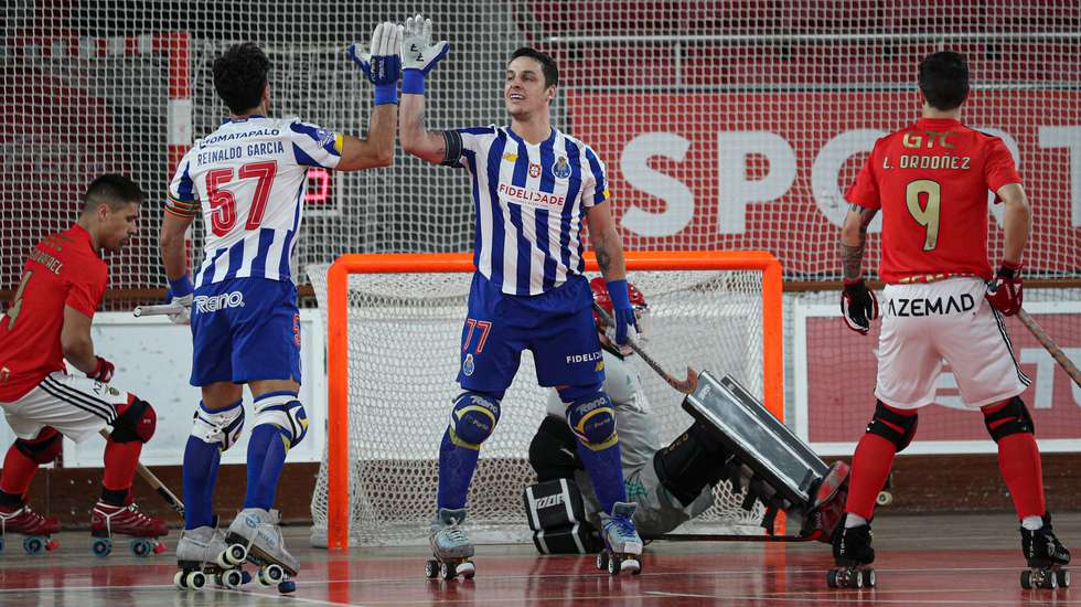 Gonçalo Alves inaugurou o marcador aos dois minutos, fez o 4-3 a oito minutos do final e fechou as contas com o 6-3 no último minuto, marcando um hat-trick em nova vitória na Luz