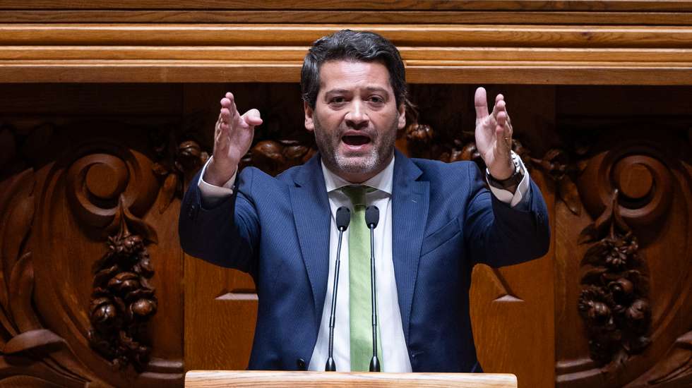 Ventura também quer chamar Rangel ao Parlamento