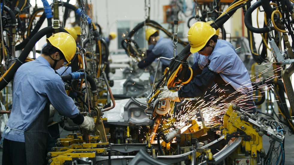 Haikou Factory Produces "Family" Cars As Market Grows