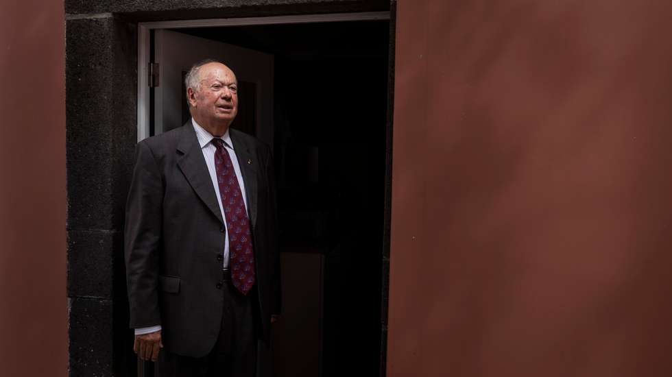 Alberto João Jardim acusou CDS de ter dado um "beijo de judas" a Miguel Albuquerque, que "sempre foi fiel à coligação"