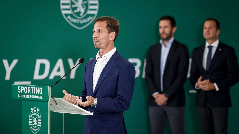 Frederico Varandas e Hugo Viana estiveram na conferência de imprensa de apresentação de João Pereira como novo treinador do Sporting