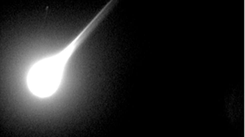 Device Tracks And Photographs Meteorites
