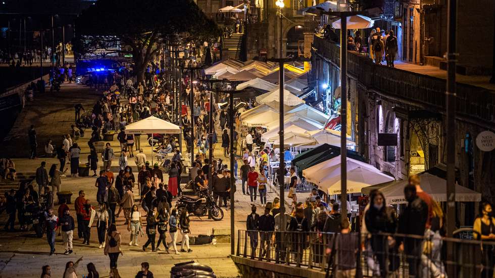 A Câmara do Porto sugere que a circulação pedonal entre as margens seja feita através da ponte do Infante