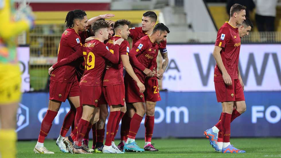 Dybala assistiu El Shaarawy e Abraham nos golos que deram à Roma mais uma vitória na melhor fase da temporada