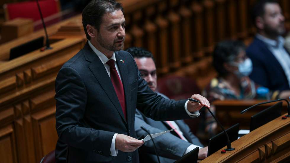 Sessão plenária na Assembleia da República sobre as várias propostas de lei dos deputados, sobre a morte medicamente assistida (eutanásia). Pedro Frazão, deputado do Chega Lisboa, 09 de Junho de 2022. FILIPE AMORIM/OBSERVADOR
