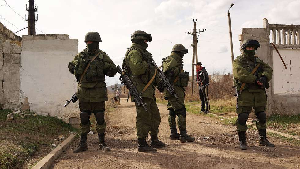Tensions Grow In Crimea As Diplomatic Talks Continue