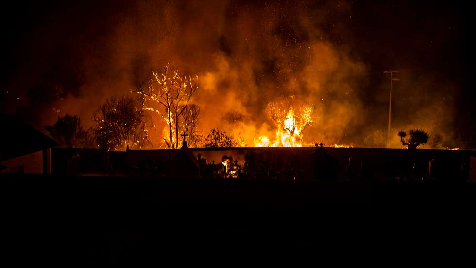 O incêndio em novembro de 2024 destruiu uma habitação