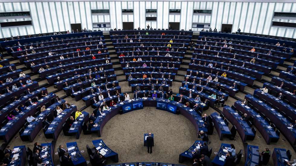 "Fizemos história". "É uma lei muito importante, hoje temos 81% dos ecossistemas da UE em mau estado", e a lei é também uma resposta no combate às alterações climáticas, disse a eurodeputada Sara Cerdas