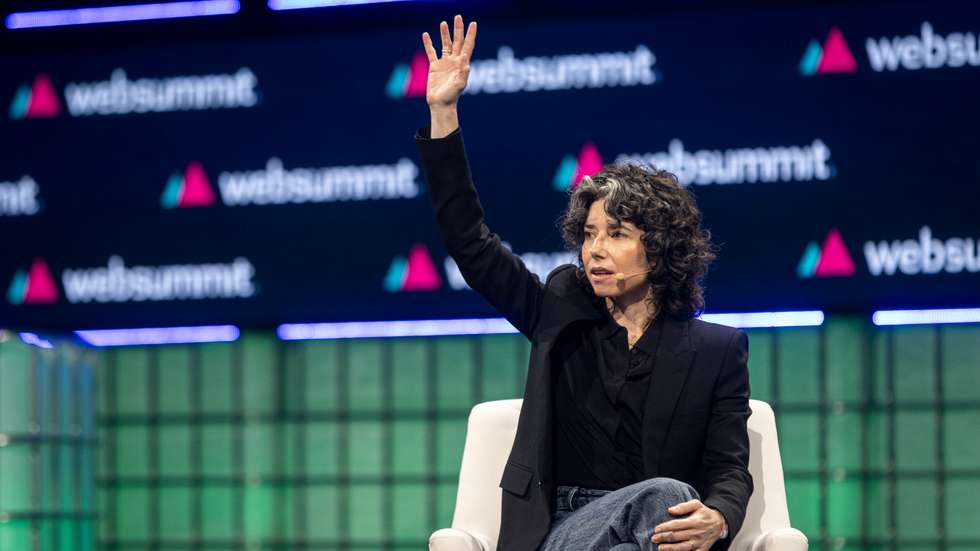 Meredith Whittaker, presidente da Signal, na Web Summit 2023