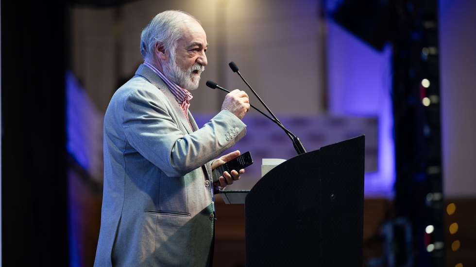 "A educação ou o ensino especial é importante. Mas, o ensino geral é muito mais importante e esse está esquecido e ignorado", disse o deputado do Chega