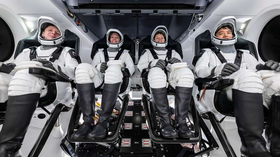 Duas norte-americanas, um japonês e um russo fazem parte da missão conjunta entre a SpaceX e a NASA