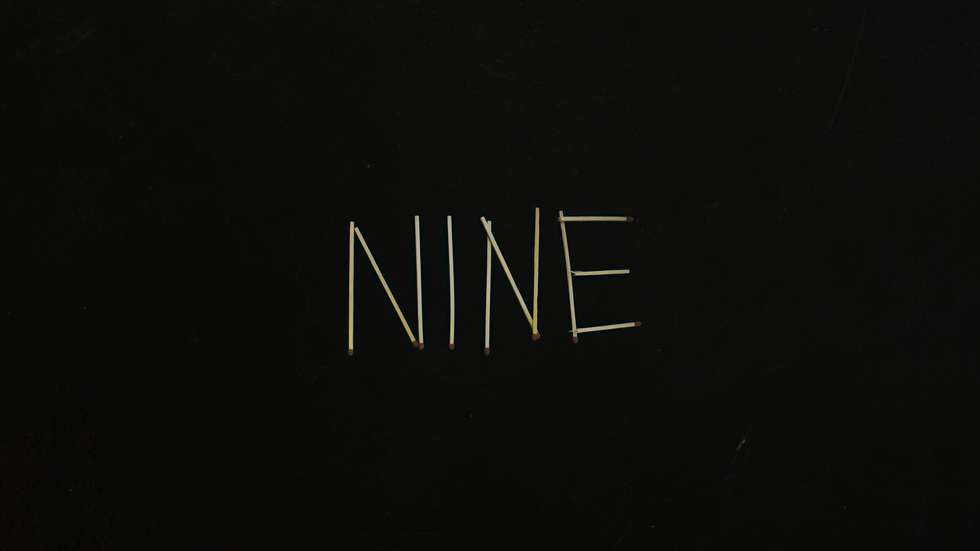 Mandam as regras que não se ilustre um artigo sobre um álbum com a capa do dito; mas com os Sault não há imagens, logo também não há regras (e não nos resta outra hipótese)