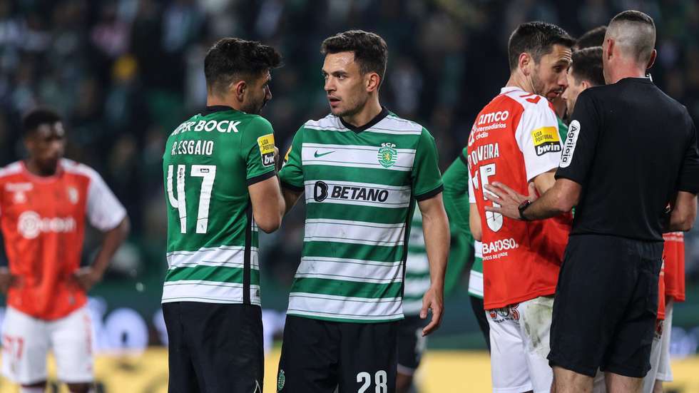 Ricardo Esgaio ainda pediu a Pedro Gonçalves para bater grande penalidade mas internacional não deixou e apontou o décimo golo na Liga