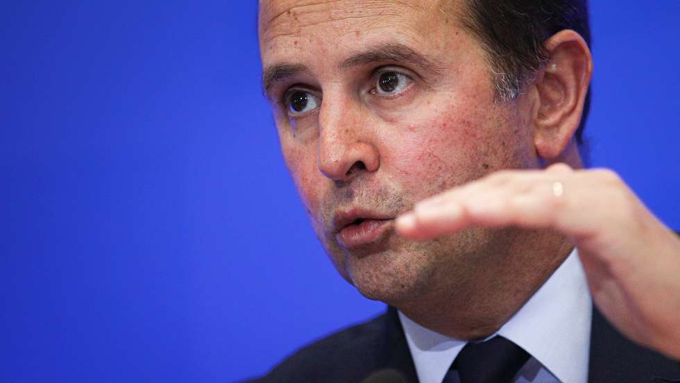 Conferência de imprensa do Ministro das Finanças, Fernando Medina, após a entrega do Orçamento do Estado para 2022 ao Presidente da Assembleia da República, Augusto Santos Silva, no Ministério das Finanças com Sofia Batalha (Secretário de Estado do Orçamento), António Mendonça Mendes (Secretário de Estado dos Assuntos Fiscais) e João Nuno Mendes (Secretário de Estado do Tesouro). Lisboa, 13 de Abril de 2022. FILIPE AMORIM/OBSERVADOR