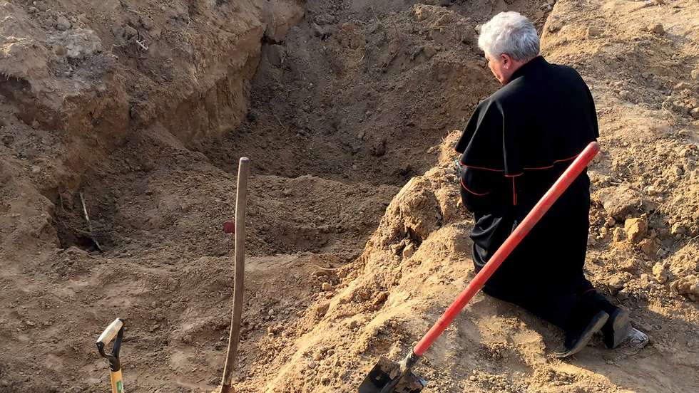 Pope Francis Leads Holy Week Easter Traditions