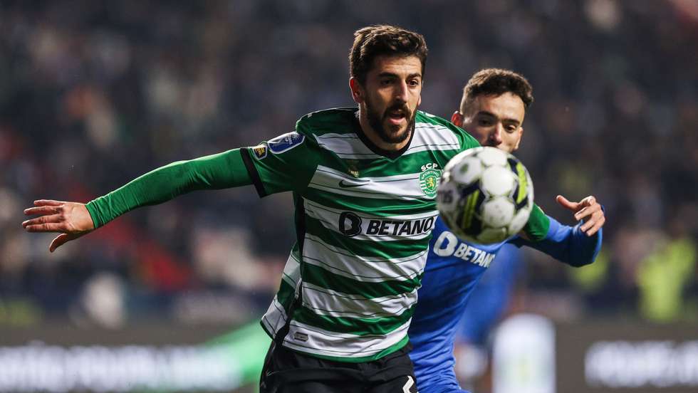 Paulinho foi expulso na final da Taça da Liga frente ao FC Porto e falhou os jogos do Sporting com Sp. Braga e Rio Ave
