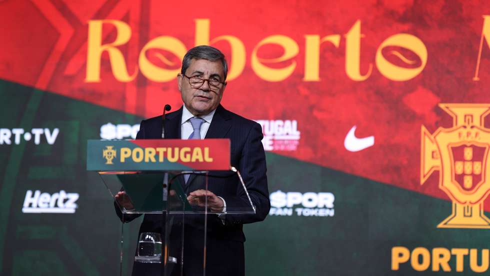 Apresentação do novo selecionador de Portugal, Roberto Martínez, na Cidade do Futebol. Fernando Gomes, Presidente da Federação Portuguesa de Futebol, apresentou o selecionador. Oeiras, 09 de Janeiro de 2023. FILIPE AMORIM/OBSERVADOR