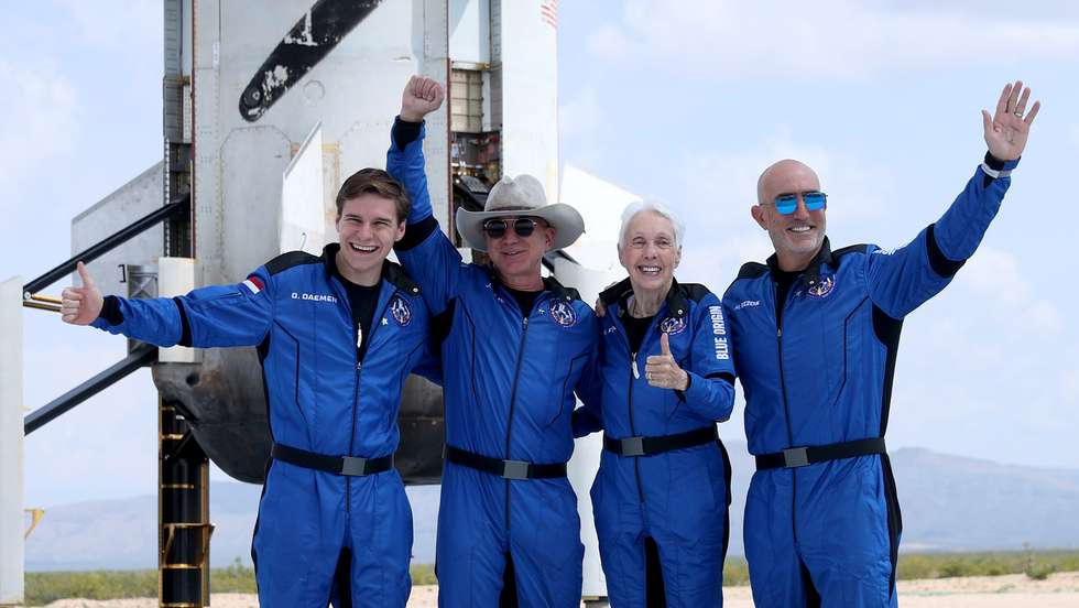 Jeff Bezos' Blue Origin New Shepard Space Vehicle Flies The Billionaire And Other Passengers To Space
