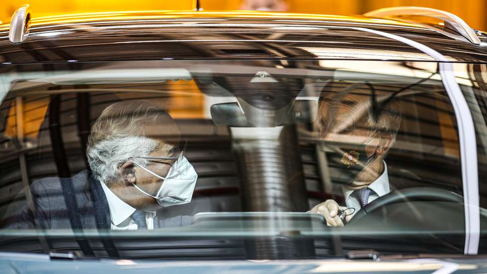 O Presidente da República, Marcelo Rebelo de Sousa, o Primeiro-Ministro, António Costa e o Ministro da Economia, Pedro Siza Vieira, visitaram a Autoeuropa, a propósito do 30º aniversário da fábrica e da apresentação do novo modelo da Volkswagen “T-Roc”. Palmela, 26 de Novembro de 2021. FILIPE AMORIM/OBSERVADOR