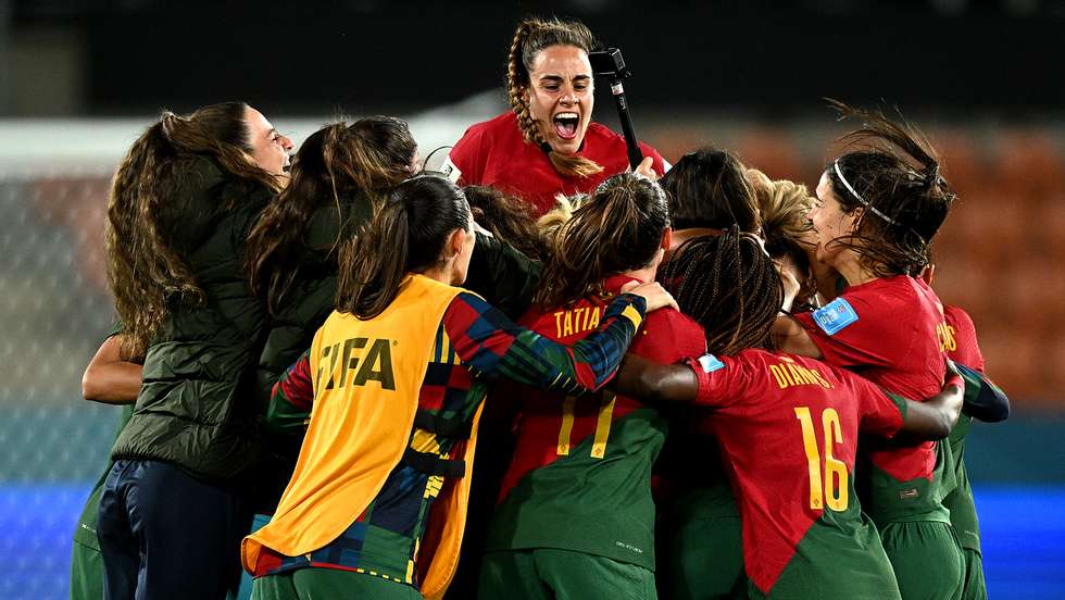 Portugal qualificou-se para o Mundial após bater Camarões mas já tinha antes conseguido dois triunfos importantes nos grupos (Sérvia) e no playoff continental (Islândia)