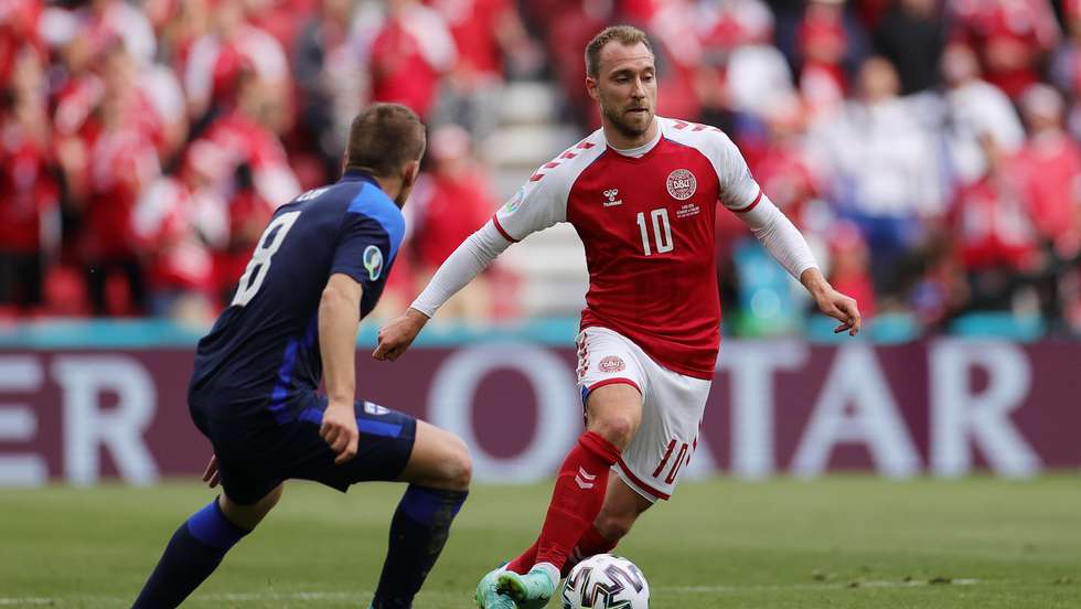 Christian Eriksen sofreu uma paragem cardíaca no jogo com a Finlândia, aos 43 minutos