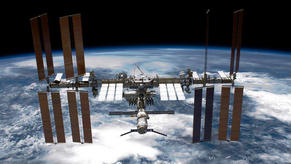 Estação Espacial Internacional (ISS)