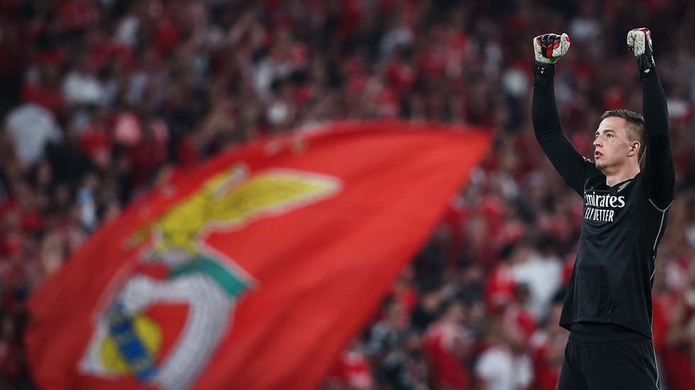 Roger Schmidt elogiou a exibição do guarda-redes na conferência de rescaldo do jogo contra o FC Porto