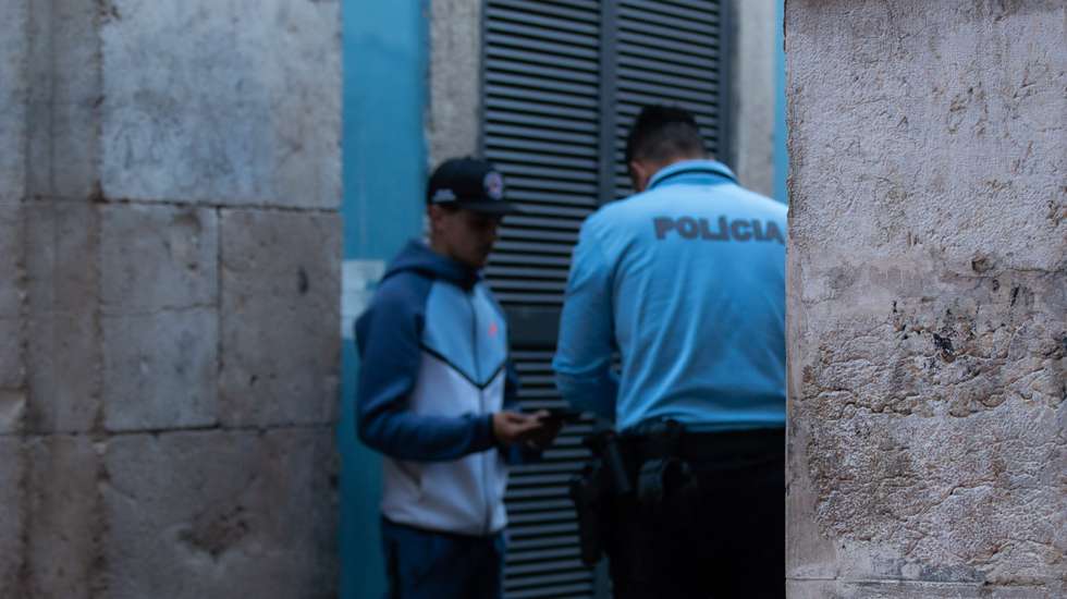 Os arguidos tentaram durante anos "reunir meios humanos, materiais, financeiros e logísticos para ações futuras contra esses alvos e contra o Estado, com a utilização de armas", mas as ações não se chegaram a concretizar porque os acusados entendiam ainda não ter os meios necessários ou porque "o momento para essas ações ainda não tinha chegado