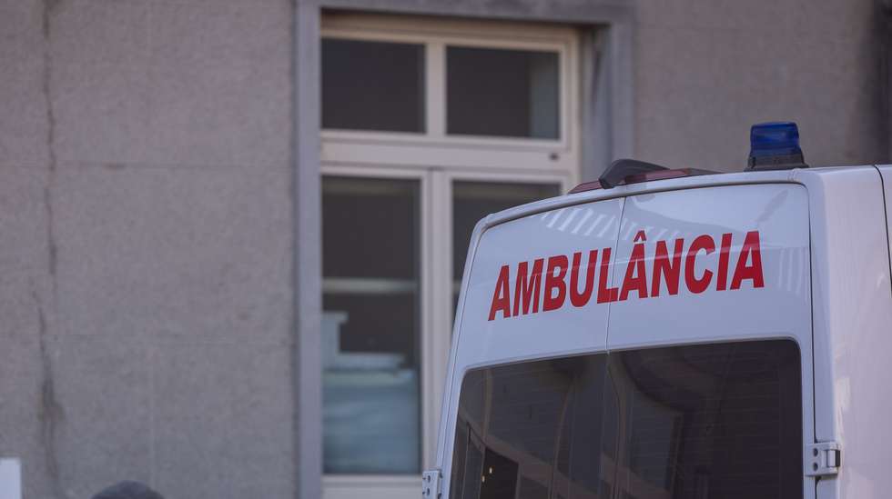 Bombeiros foram mobilizados para a ocorrência por volta das 10h30