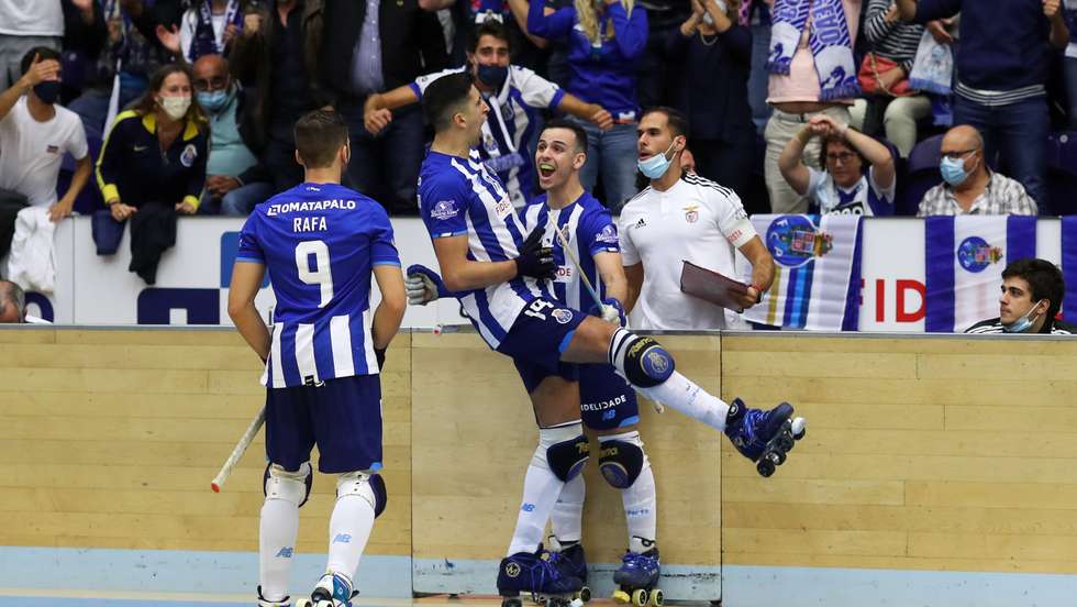 Di Benedetto marcou os dois primeiros golos do jogo nos quatro minutos iniciais e desfez o empate com o 4-3 final