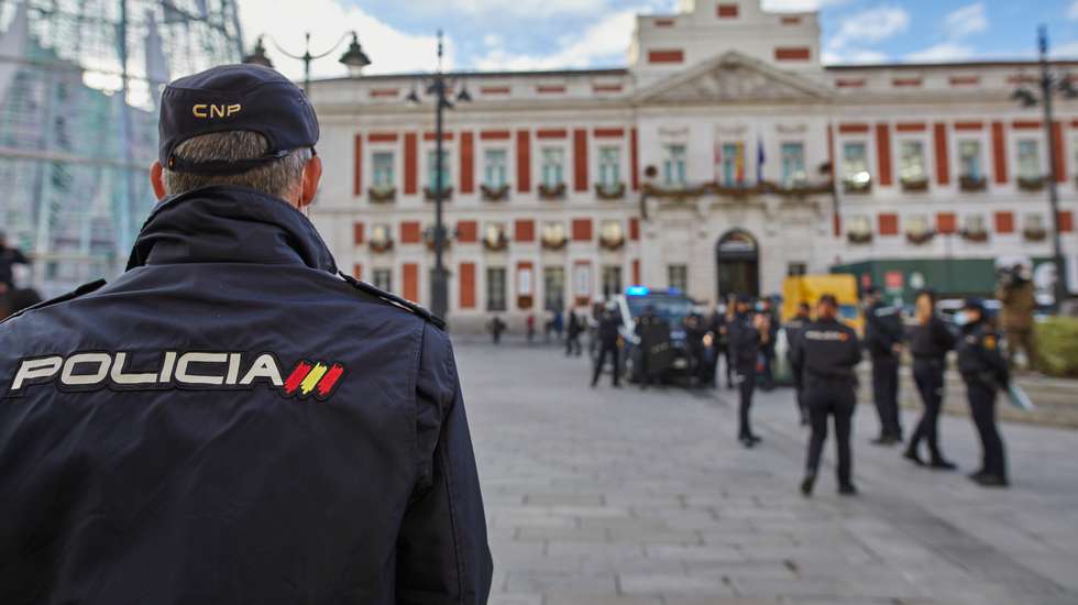 Police Of Madrid Deploys A Special Security Device In 'Operation Christmas´