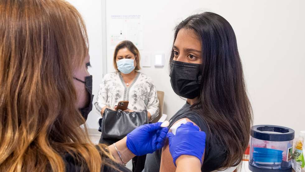 Teenagers can get COVID-19 vaccination