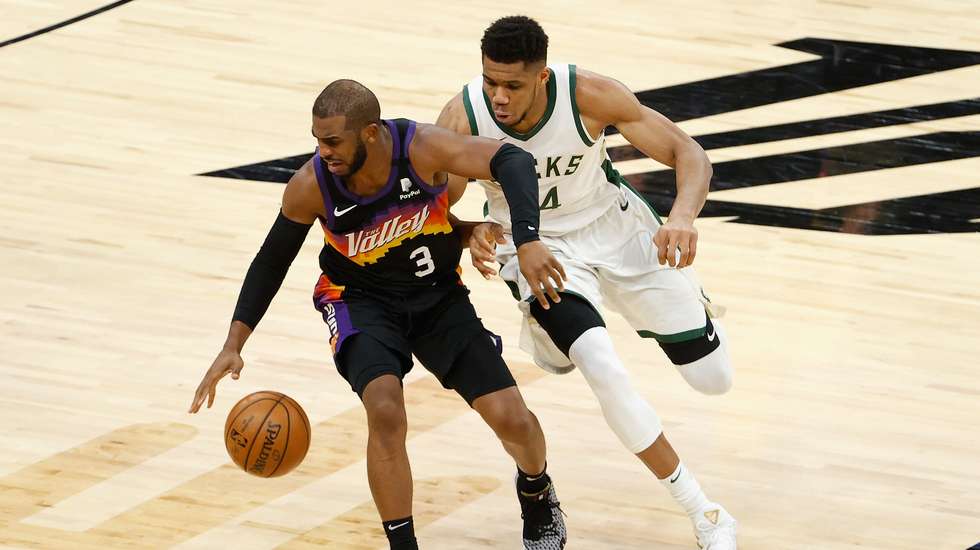 Chris Paul, dos Phoenix Suns, e Giannis Antetokounmpo, dos Milwaukee Bucks, são as figuras das duas equipas