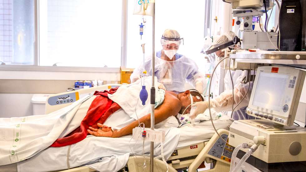 Brazil Approaches 200,000 Fatal Victims of Coronavirus (COVID - 19)
