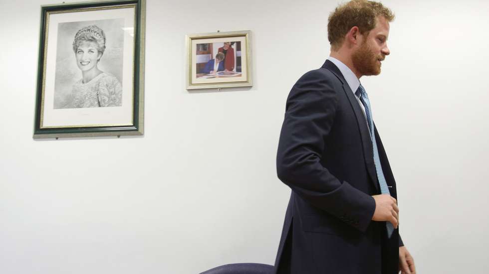 Prince Harry visit to Mildmay Hospital