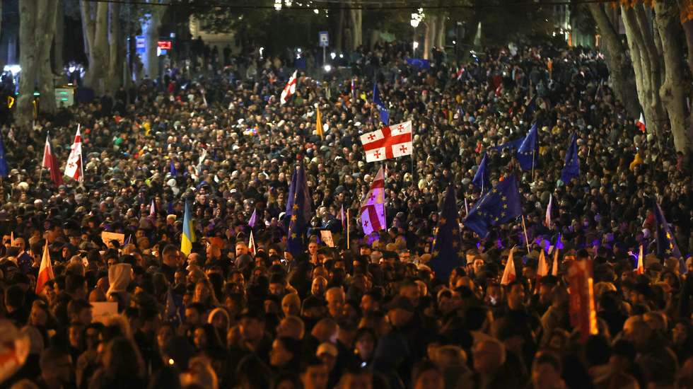 “Georgia chooses the EU”. Tens of thousands of protesters march in support of joining the European Union