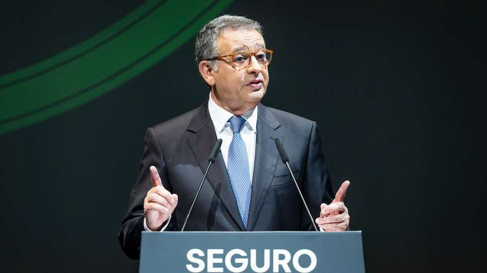 O ex-secretário-geral do PS António José Seguro anunciou a 3 de junho que será candidato a Presidente da República