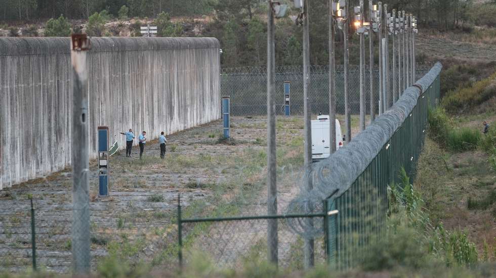 Advogado salientou que a família de Fábio Loureiro tem deixado duras críticas ao &quot;exagerado empolamento do seu passado criminal