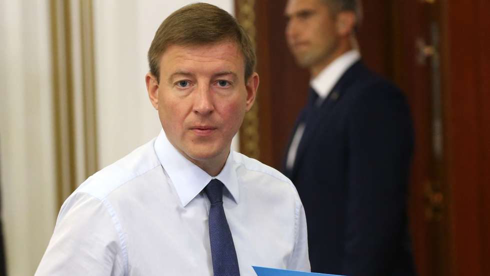 Andrey Turchak anunciou também que será aberto um centro humanitário em Kherson