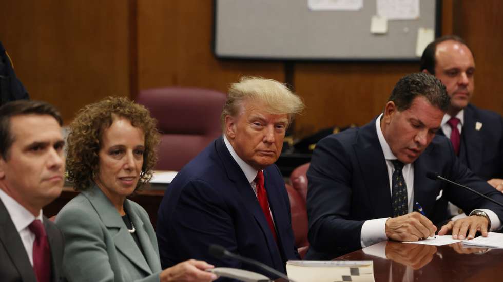 Donald Trump terá realizados pagamentos para tentar encobrir três casos que poderia pôr em causa a sua reputação