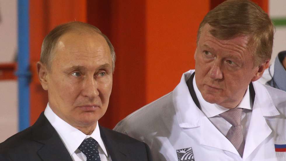 Russian President Vladimir Putin visits Chelyabinsk Pipe-Rolling Plant