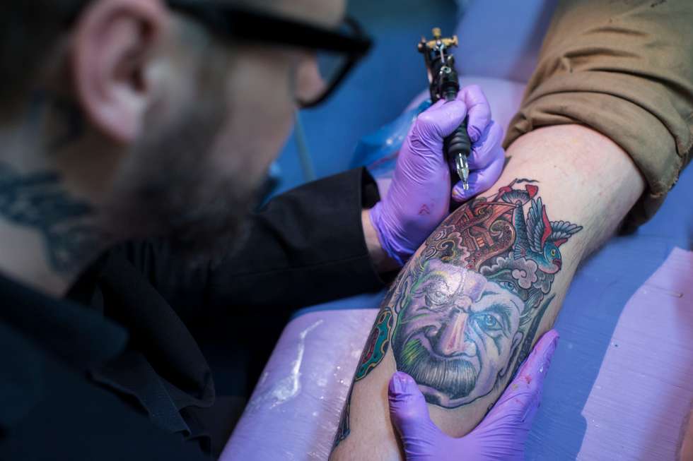 World Renowned Tattoo Artist Dan Gold At His Studio