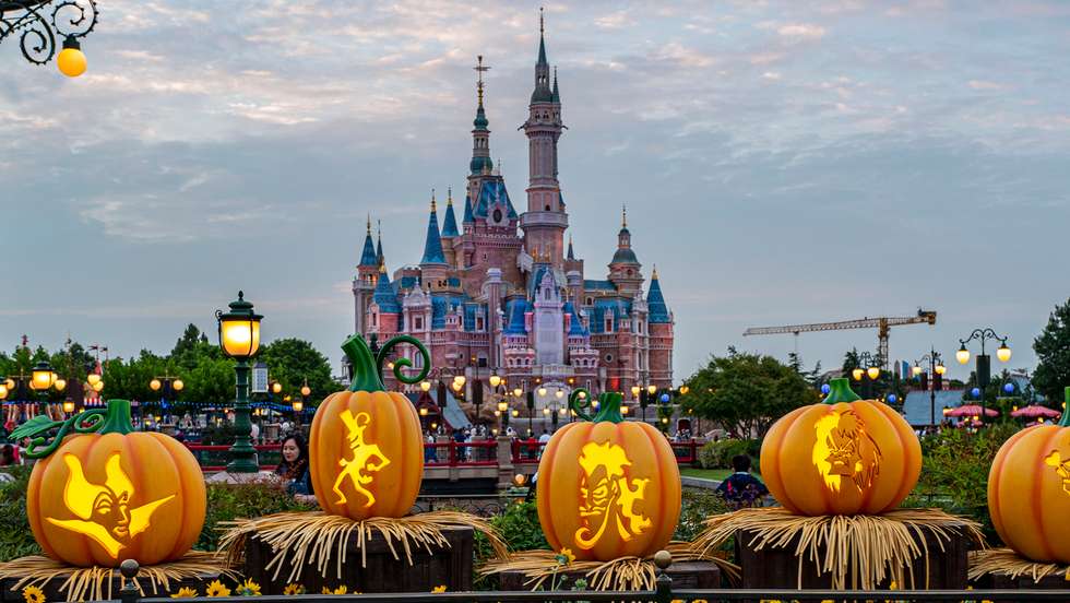 Shanghai Disneyland Prepares For Halloween