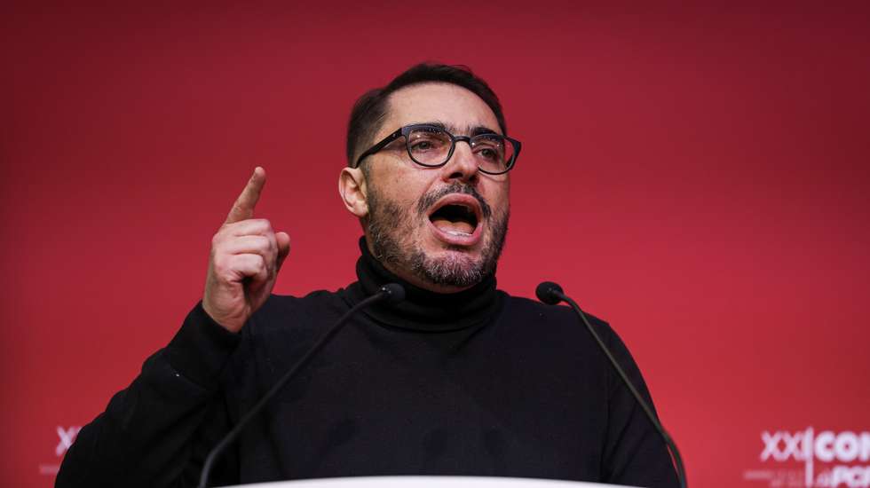 João Oliveira, num relatório que será apresentado esta quarta-feira ao Parlamento Europeu, pede uma estratégia europeia de combate à pobreza