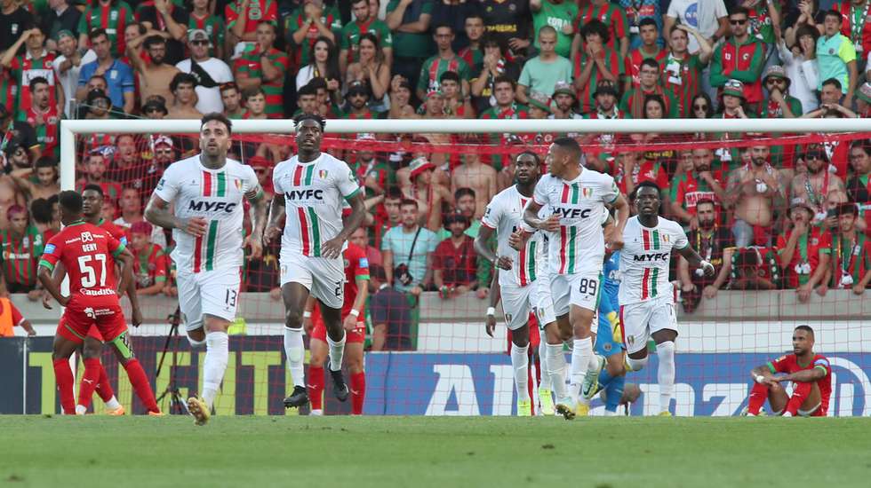 Miguel Lopes marcou o golo dos amadorenses durante o tempo regulamentar