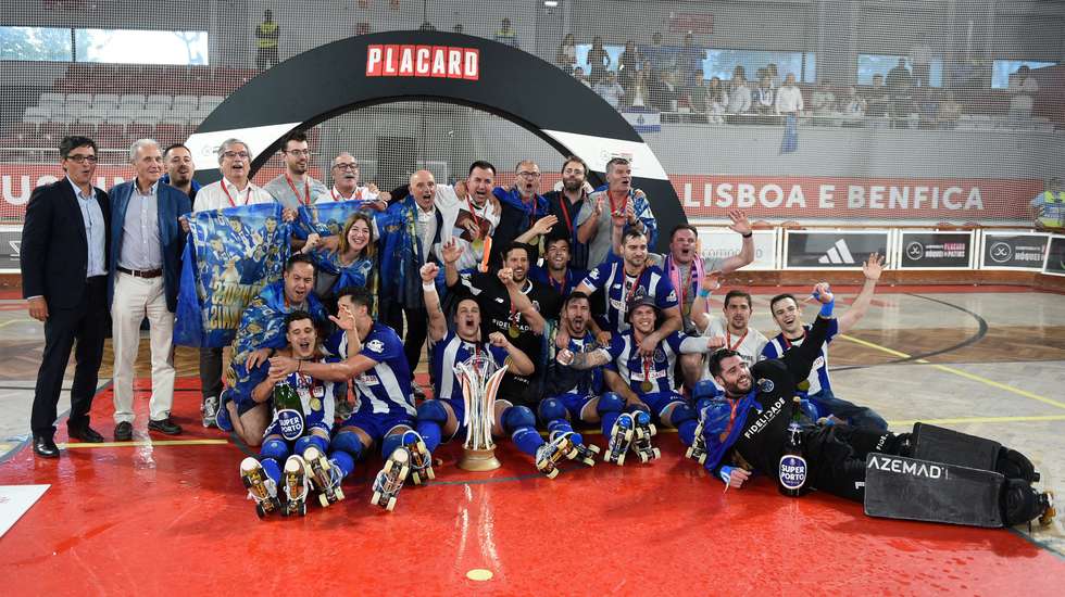 FC Porto conseguiu quebrar lei do "fator casa" e fez a festa do título na Luz após vitória no jogo 4