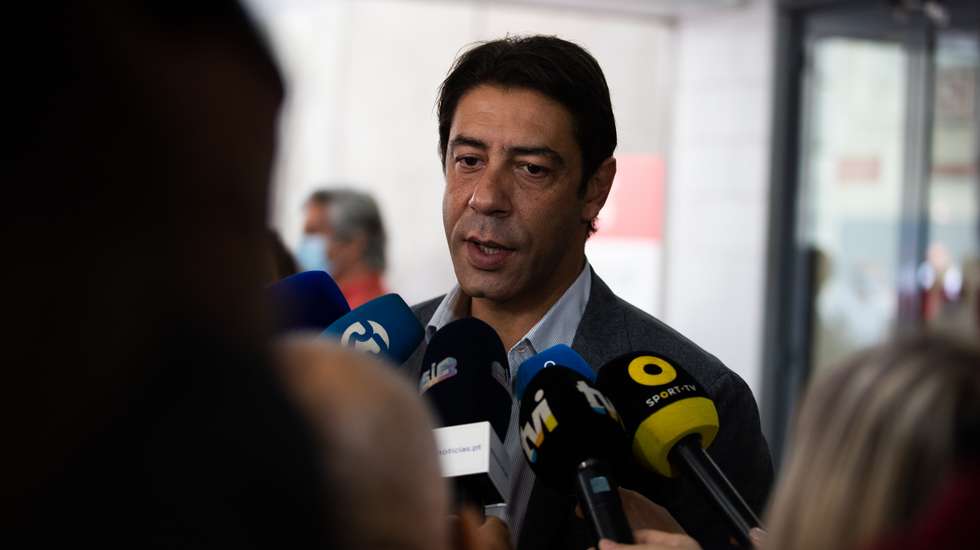 Elections For The New President Of Sport Lisboa E Benfica