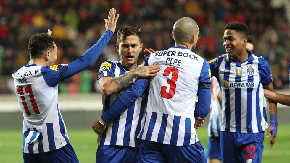 Os dragões subiram à condição ao segundo lugar da Primeira Liga