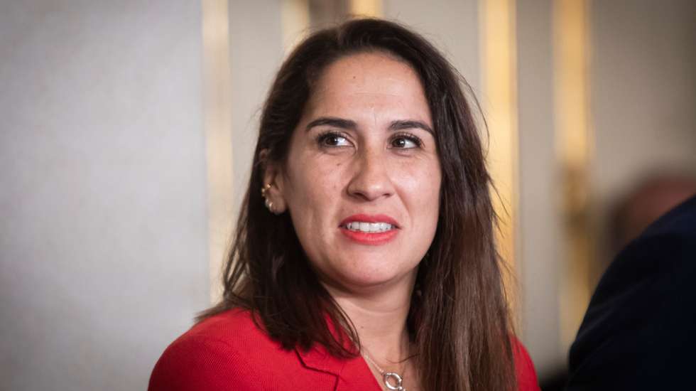 A socialista ressalvou que os socialistas querem ouvir Hernâni Dias no parlamento antes de avançar com qualquer outra informação
