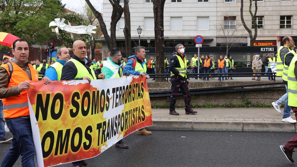 Demonstration Of The National Platform In Defense Of The Transport Sector For The Problems Of The Sector.